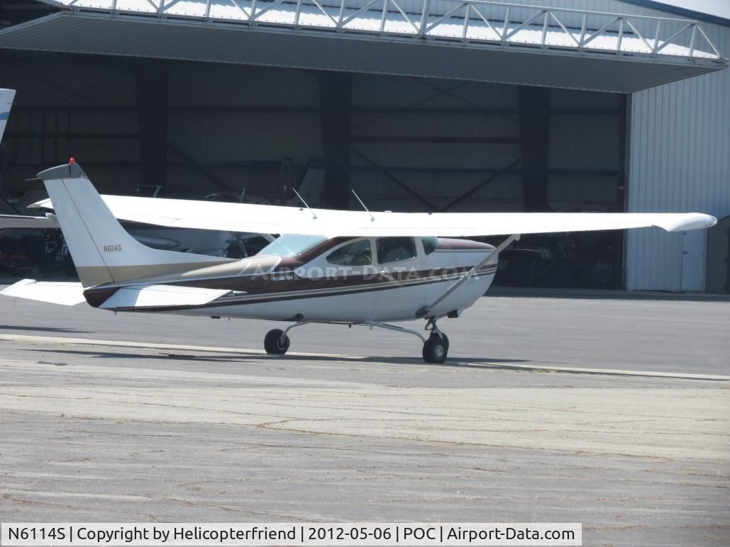 N6114S, 1980 Cessna TR182 Turbo Skylane RG C/N R18201616, Parked at Howard Aviation