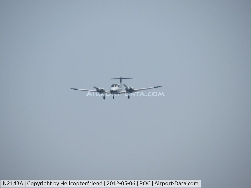 N2143A, 1978 Piper PA-44-180 Seminole C/N 44-7995085, On final for 26L