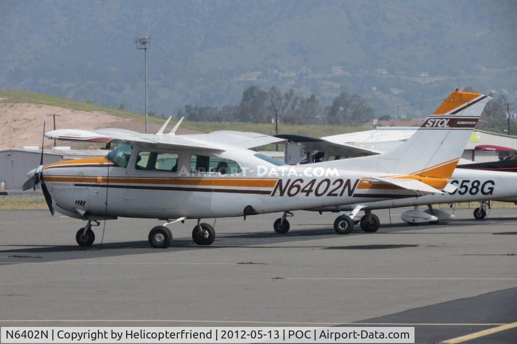 N6402N, 1978 Cessna T210N Turbo Centurion C/N 21062978, Parked in transient parking