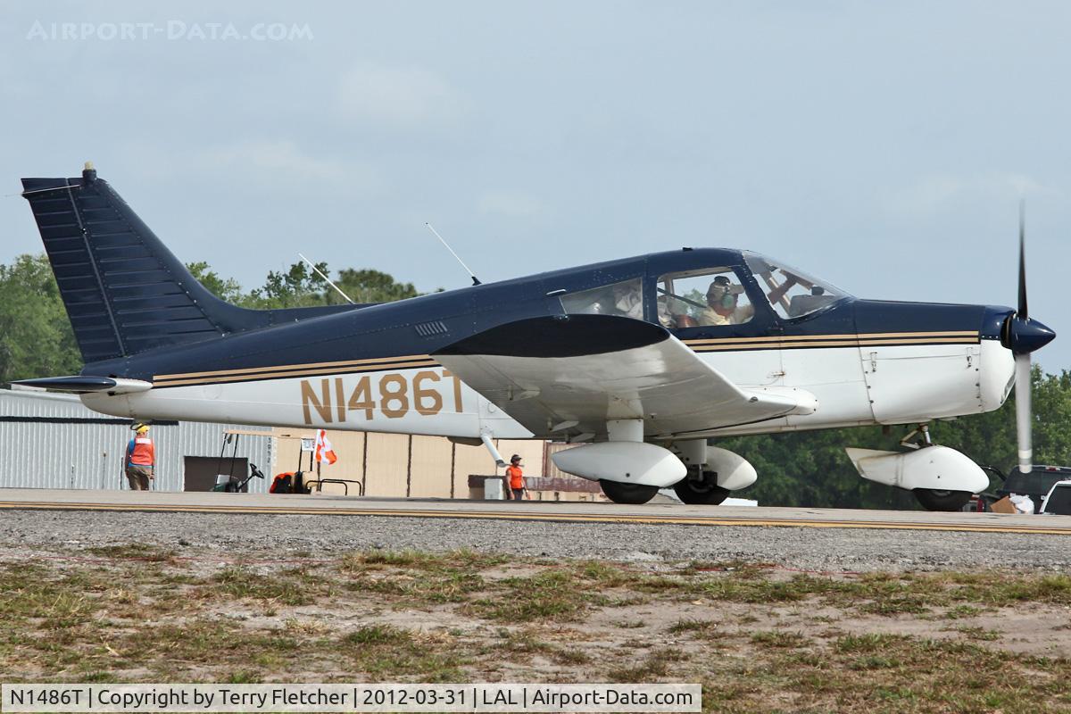 N1486T, 1972 Piper PA-28-140 C/N 28-7225533, At 2012 Sun N Fun