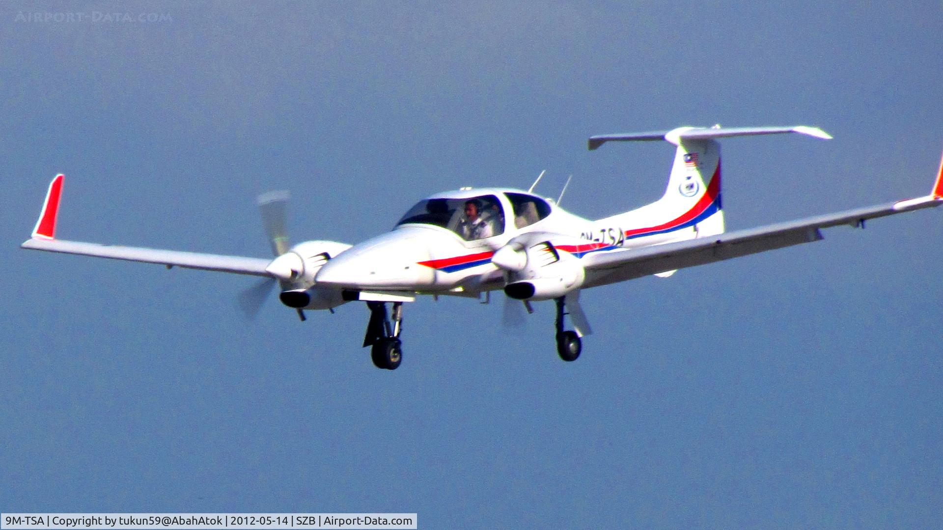 9M-TSA, Diamond DA-42 Twin Star C/N 42.237, HM Aerospace