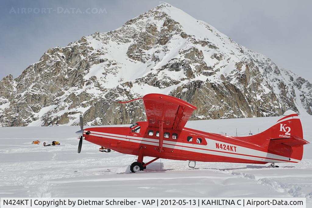 N424KT, 1958 De Havilland Canada DHC-3 Otter C/N 338, K2 Aviation Dash 3 on the Kahiltna Clasier