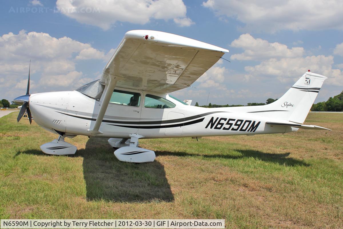 N6590M, 1975 Cessna 182P Skylane C/N 18263768, At Gilbert Airport ,Winter Haven , Florida