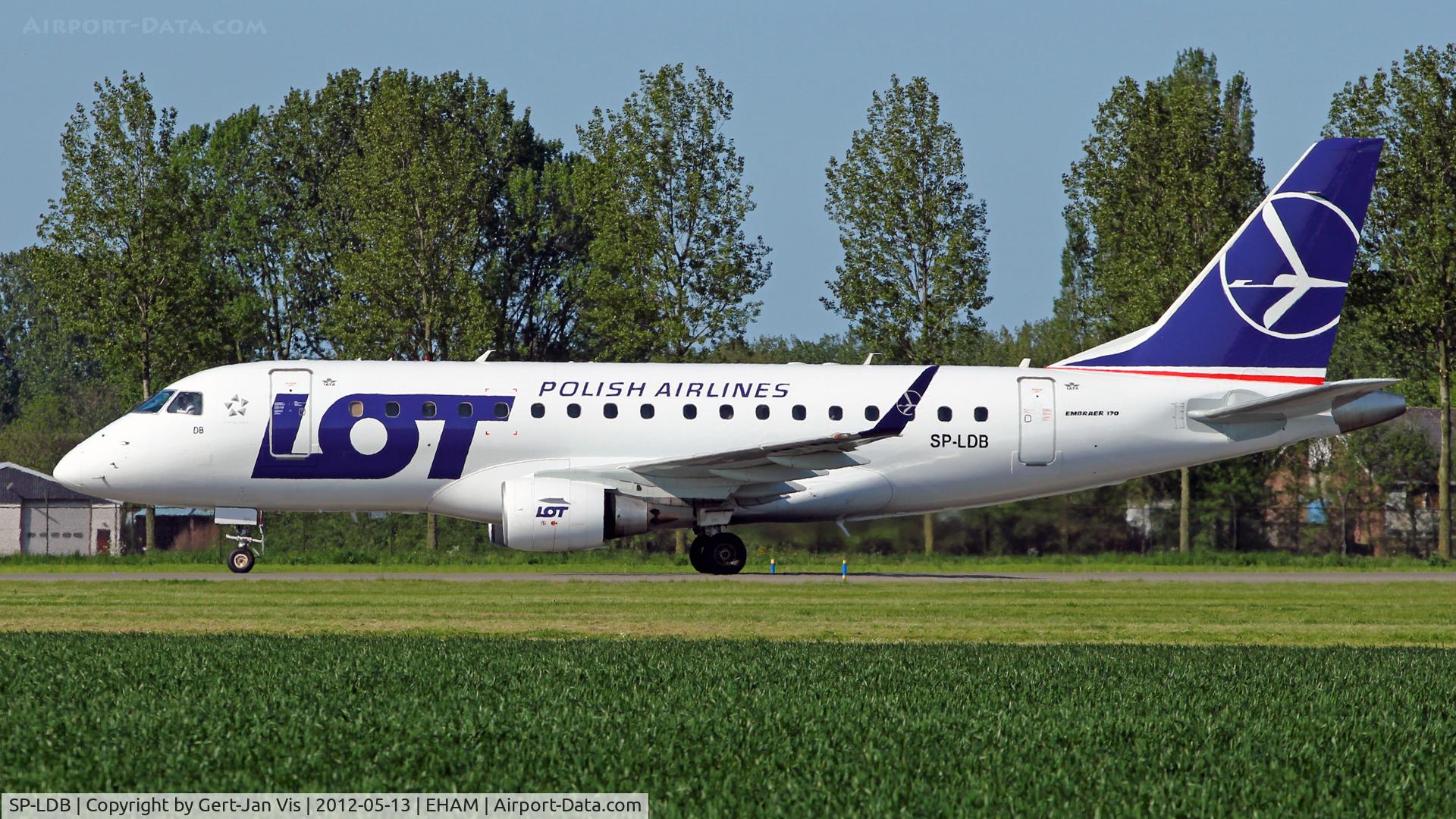 SP-LDB, 2004 Embraer 170ST (ERJ-170-100ST) C/N 17000024, In the new livery