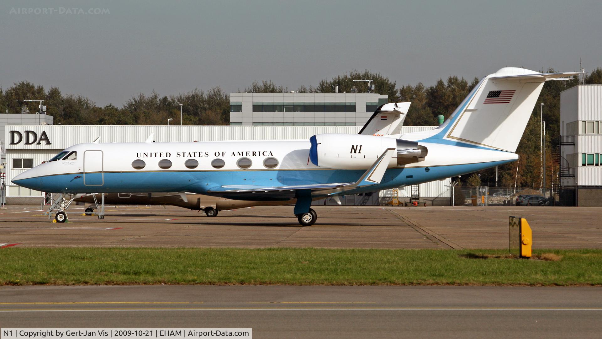 N1, 1988 Gulfstream Aerospace G-IV C/N 1071, Parked at SPL-East