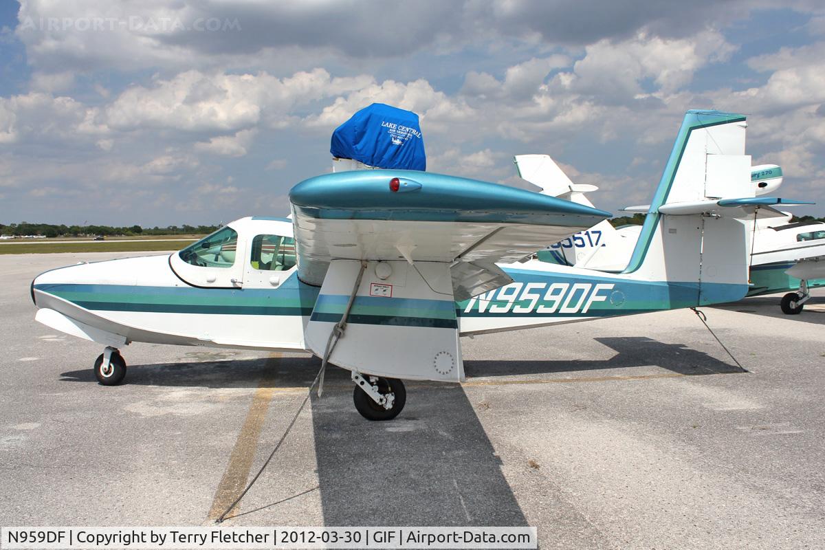 N959DF, 1980 Consolidated Aeronautics Inc. LAKE LA-4-200 C/N 1040, At Gilbert Airport ,Winter Haven , Florida