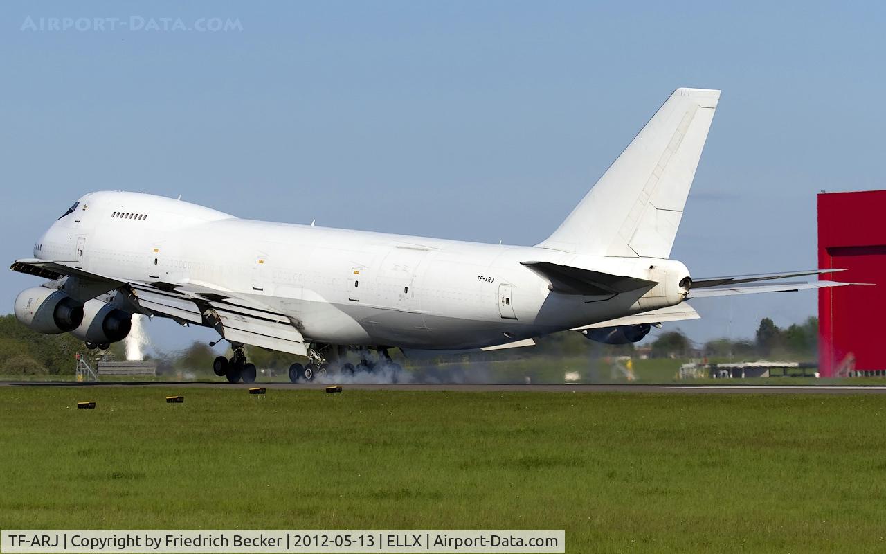 TF-ARJ, 1987 Boeing 747-236SF C/N 23735, touchdown RW06
