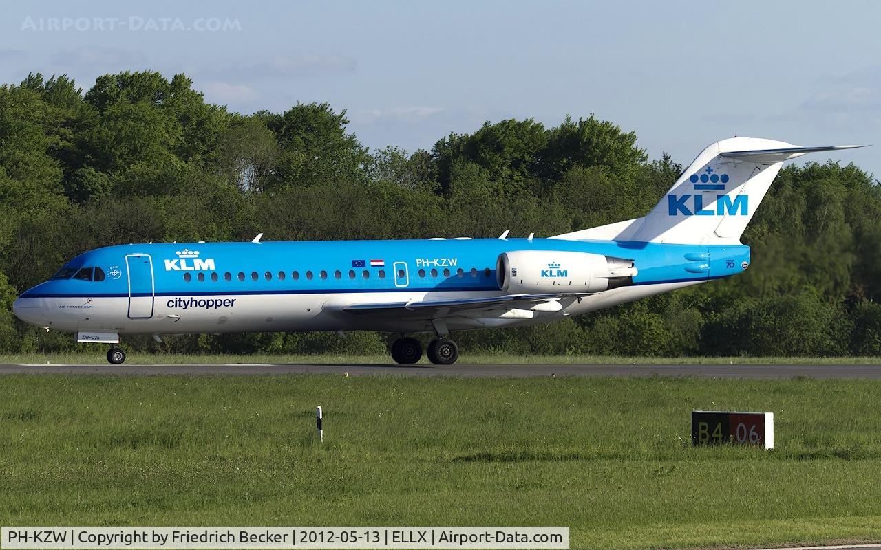 PH-KZW, 1995 Fokker 70 (F-28-0070) C/N 11558, line up for departure