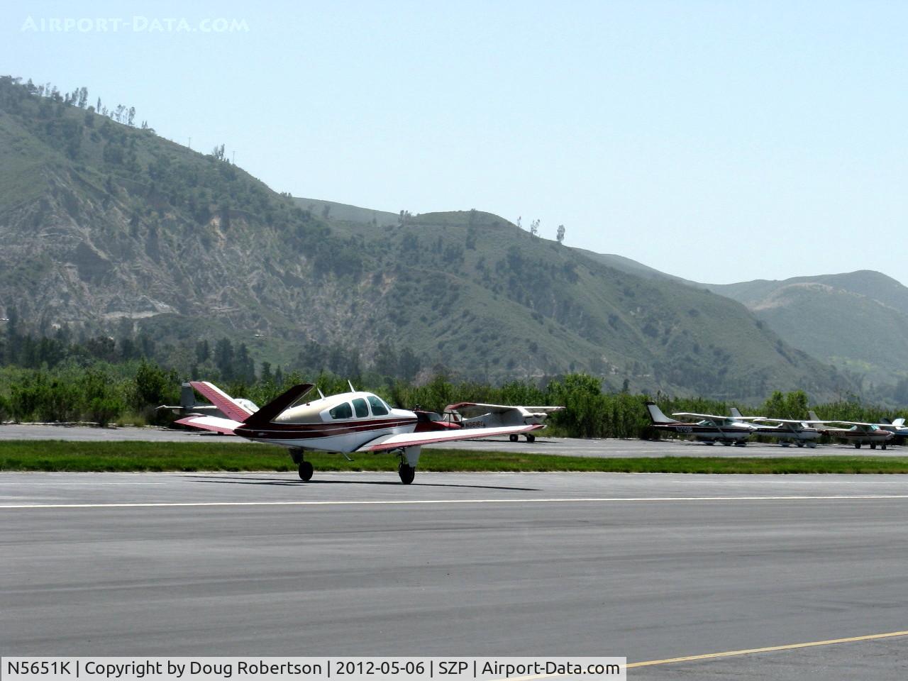 N5651K, 1964 Beech S35 Bonanza C/N D-7402, 1964 Beech S35 BONANZA, Continental IO-502-B 285 Hp, takeoff roll Rwy 22