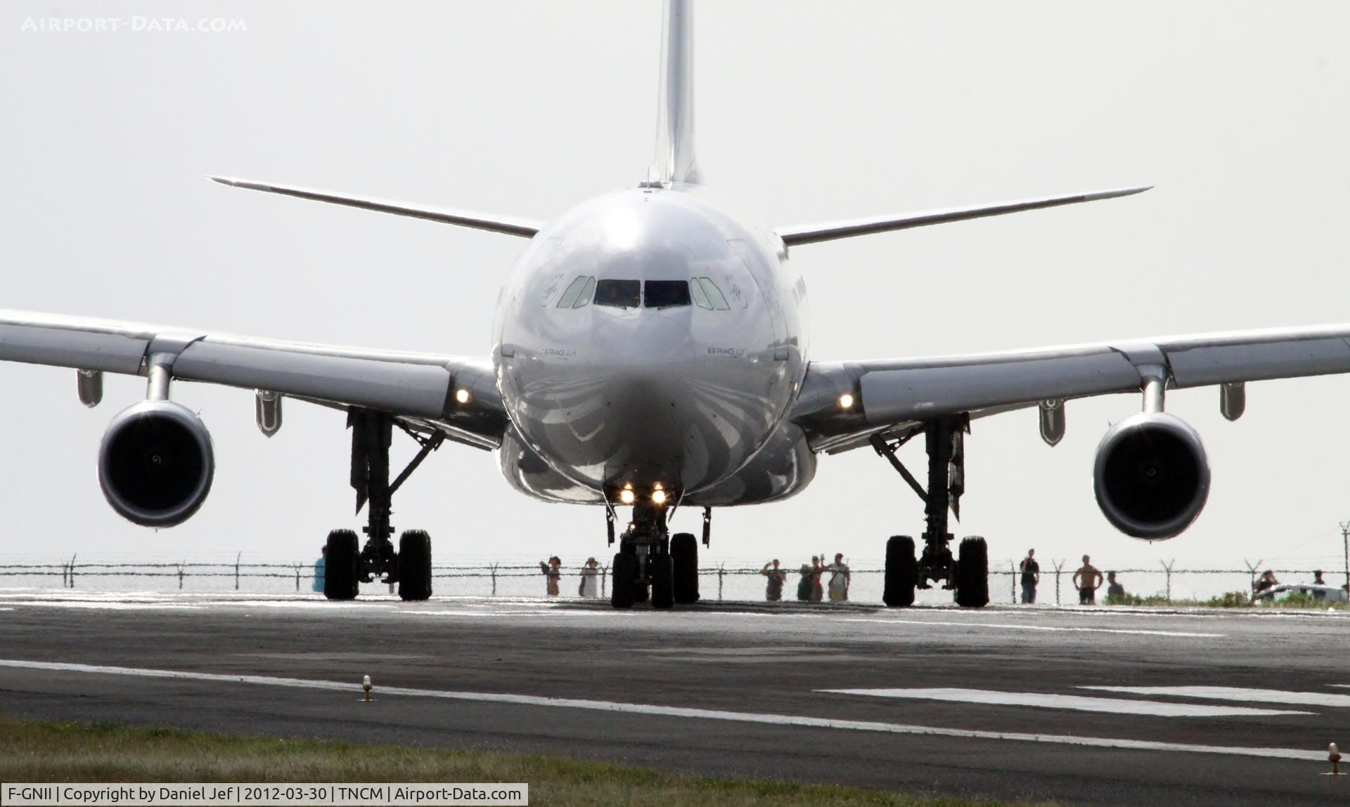 F-GNII, 2001 Airbus A340-313X C/N 399, F-GNII
