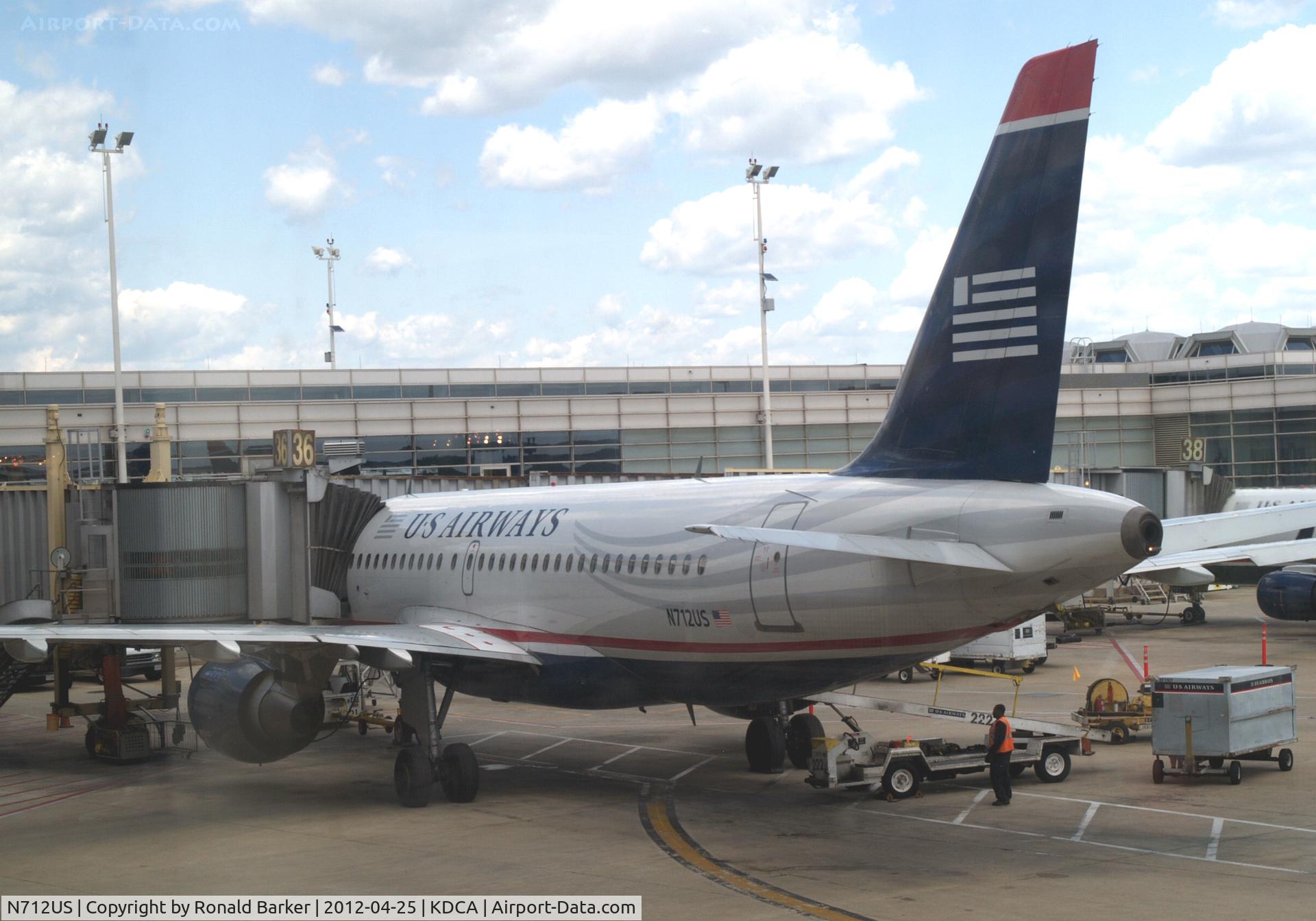 N712US, 1999 Airbus A319-112 C/N 1038, DCA, V A