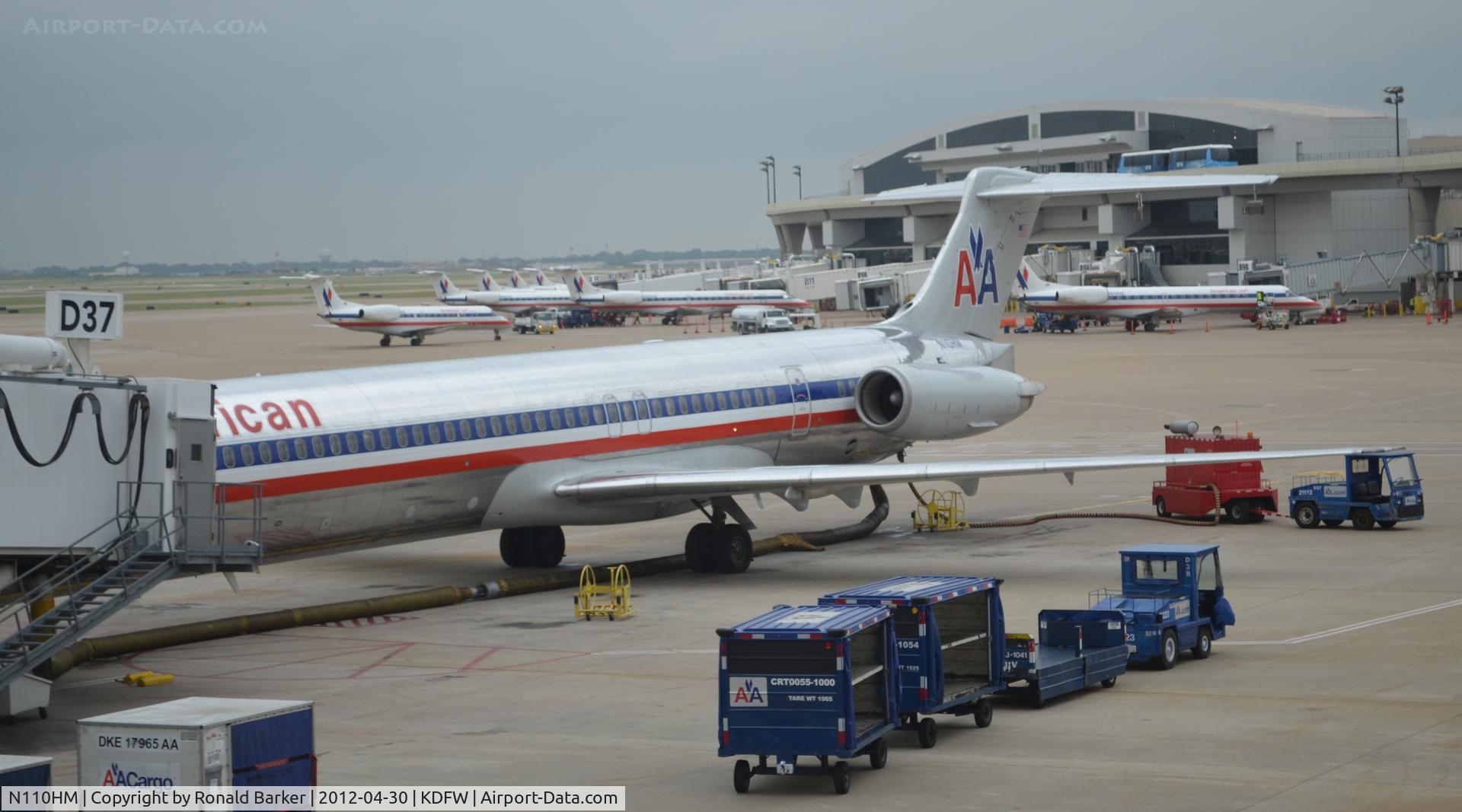 N110HM, 1989 McDonnell Douglas MD-83 (DC-9-83) C/N 49787, DFW, TX