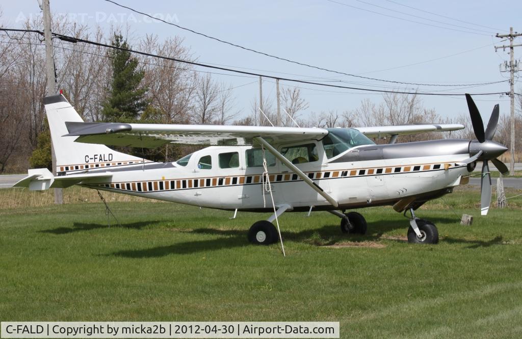 C-FALD, 2004 Gbair GBAIT-7 T C/N 001, Parked