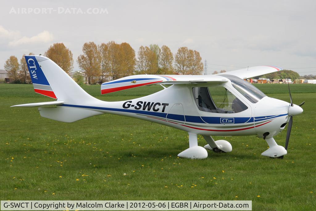 G-SWCT, 2008 Flight Design CTSW C/N 07.11.05, Flight Design CTSW at Breighton Airfield's 2012 May-hem Fly-In.