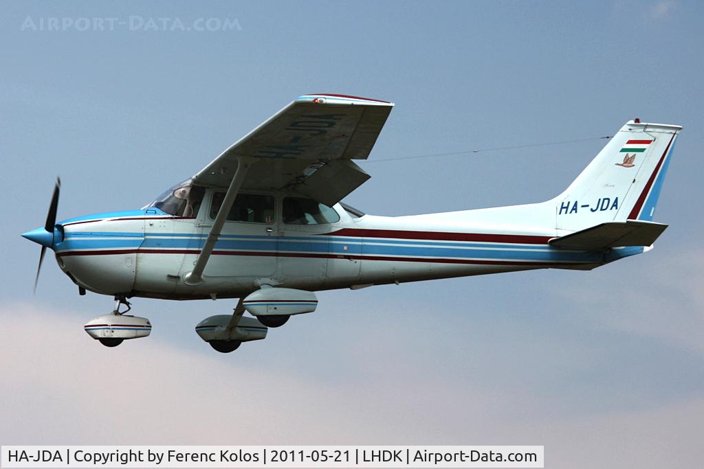 HA-JDA, Cessna 172M C/N 17264977, Airshow
