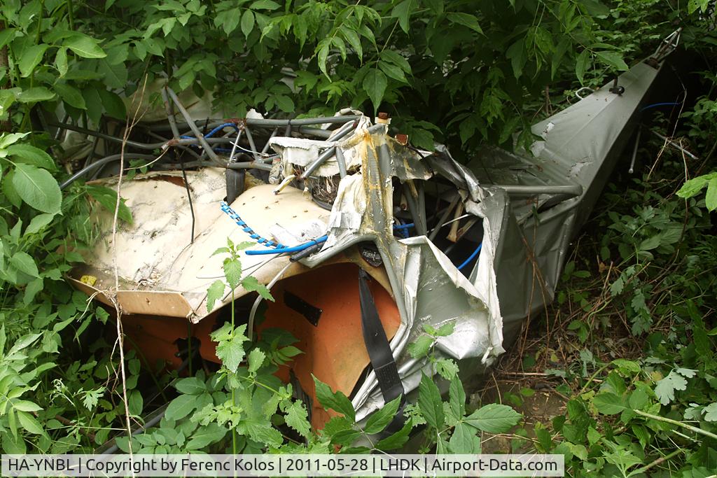 HA-YNBL, 2004 Apollo Fox C/N 300704, Dunakeszi