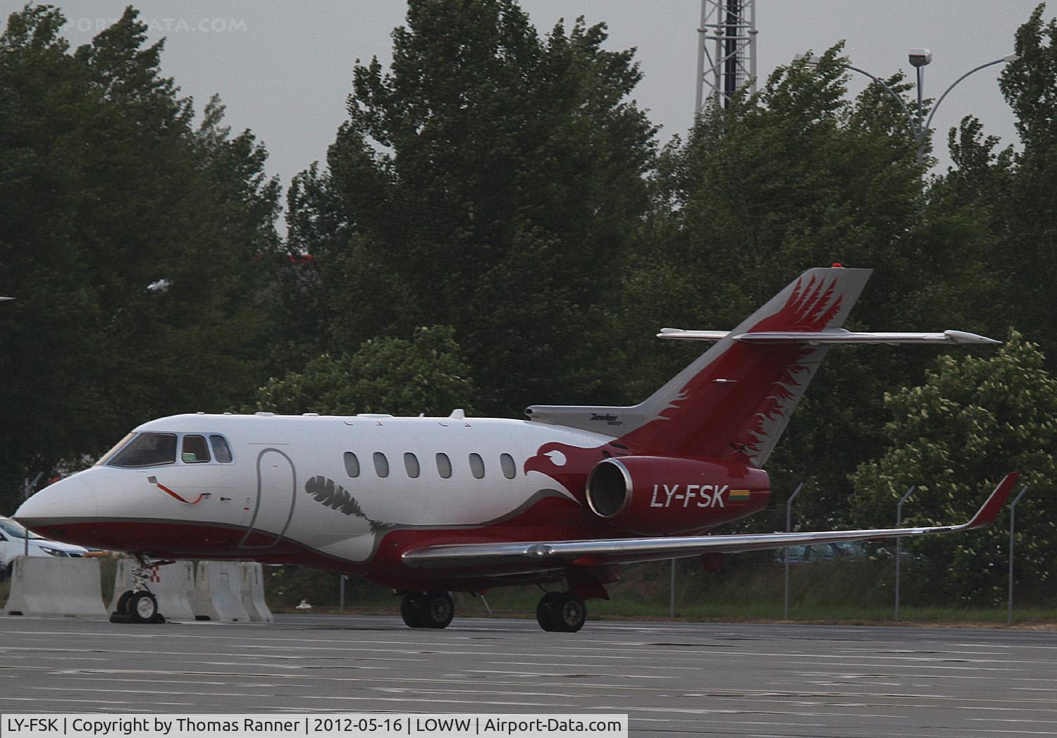 LY-FSK, 2008 Hawker Beechcraft 900XP C/N HA-0060, Aurela Hawker 900