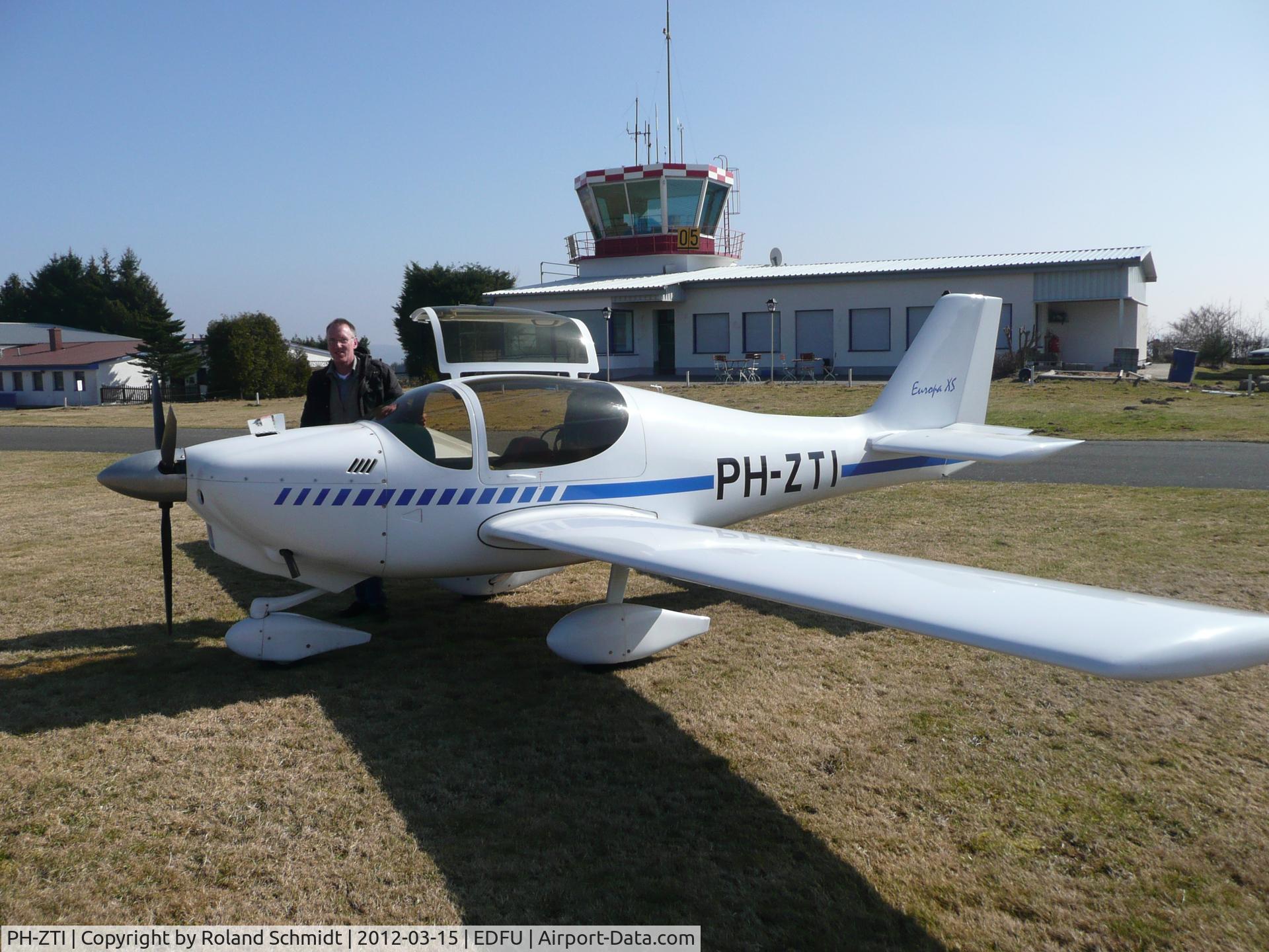 PH-ZTI, 2001 Europa XS Tri-Gear C/N PFA-247 13172, Aircraft was registered as G-BZTI until may 2011