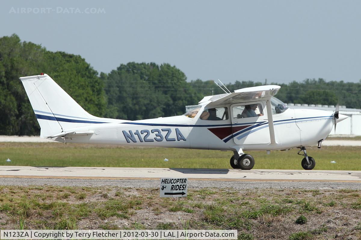 N123ZA, 1970 Cessna 172L C/N 17259361, At 2012 Sun N Fun