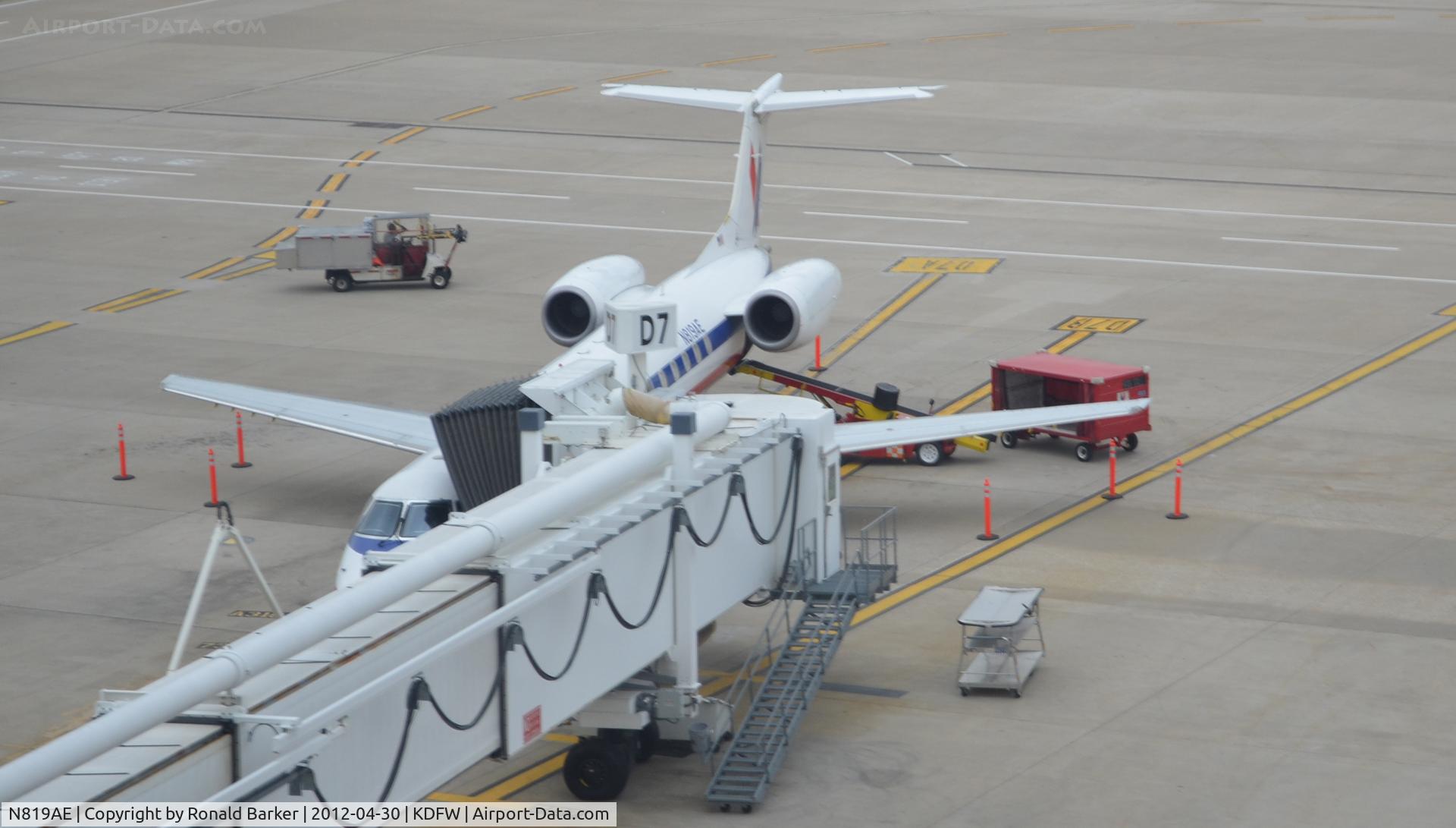 N819AE, 2002 Embraer ERJ-140LR (EMB-135KL) C/N 145566, DFW, TX