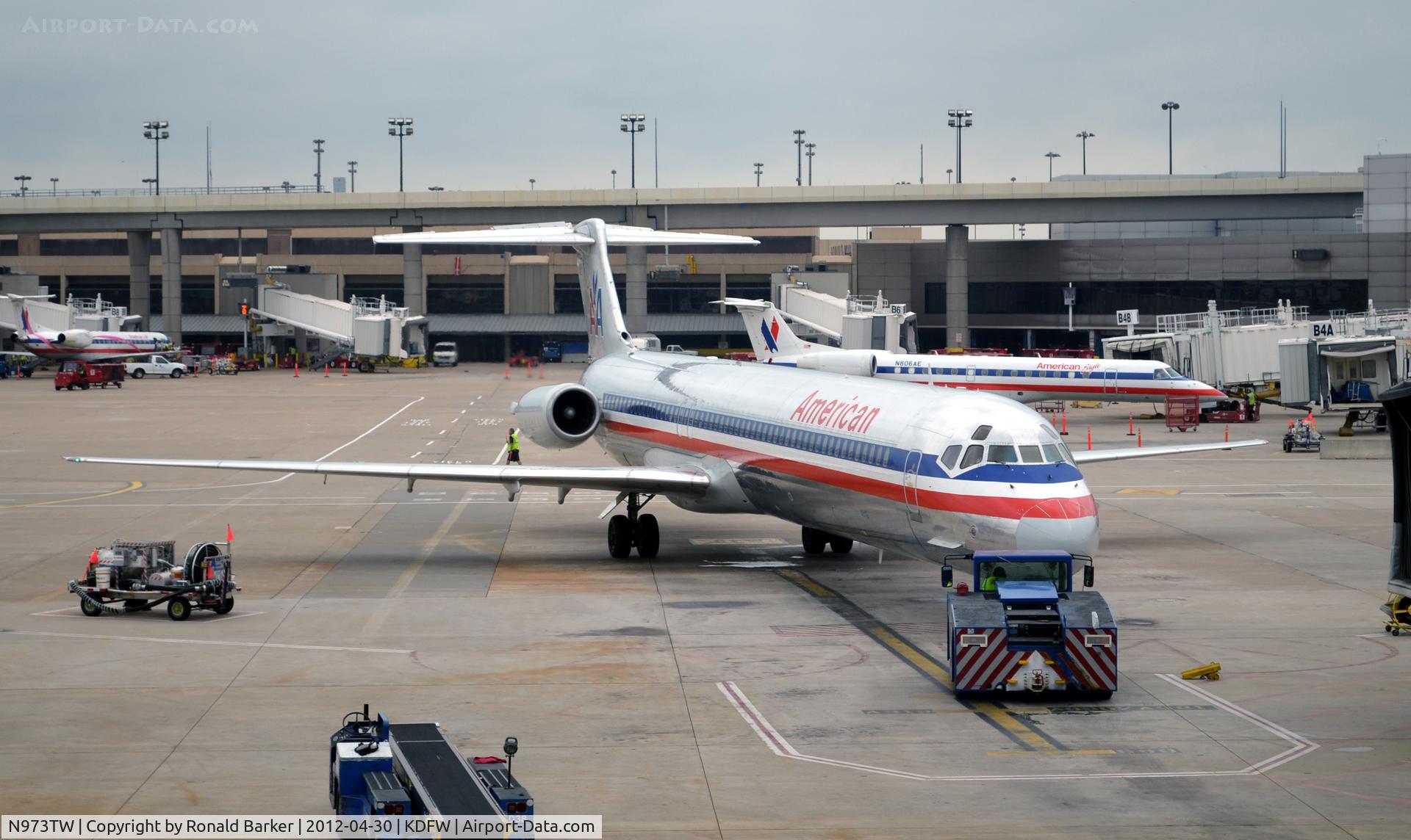 N973TW, 1999 McDonnell Douglas MD-83 (DC-9-83) C/N 53623, DFW, TW