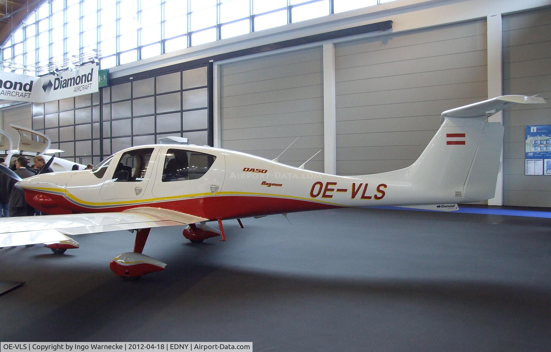 OE-VLS, Diamond DA-50 Superstar C/N 5L.001, Diamond DA-50 Super Star at the AERO 2012, Friedrichshafen