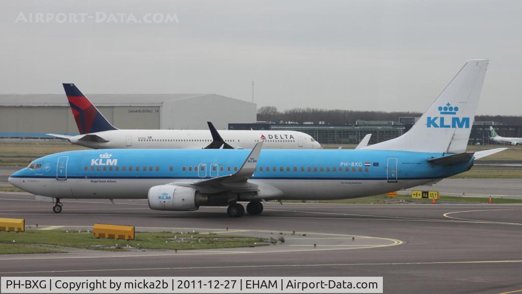 PH-BXG, 2000 Boeing 737-8K2 C/N 30357, Taxiing