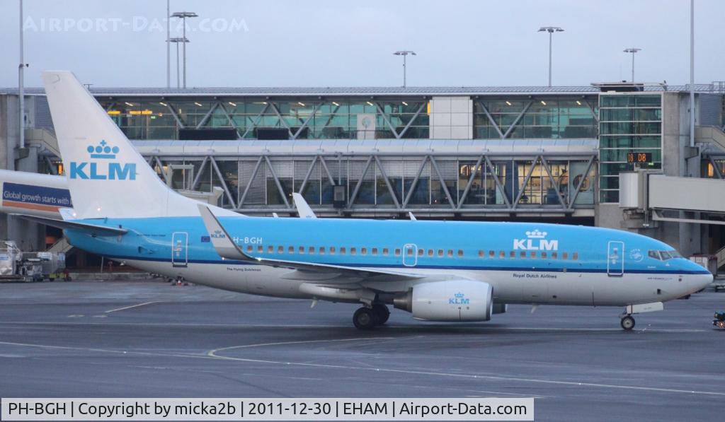 PH-BGH, 2009 Boeing 737-7K2 C/N 38053, Taxiing