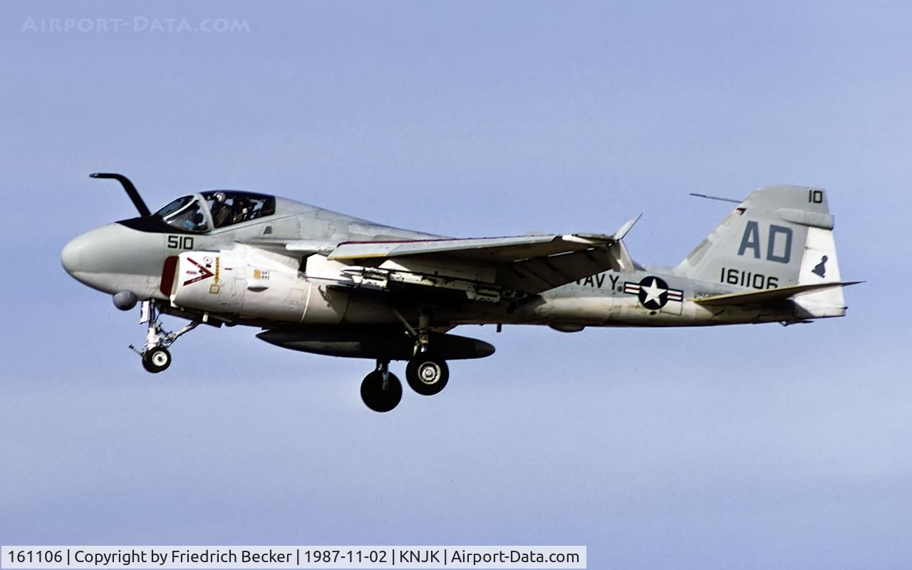 161106, Grumman A-6E Intruder C/N I-618, on final at NAF El Centro