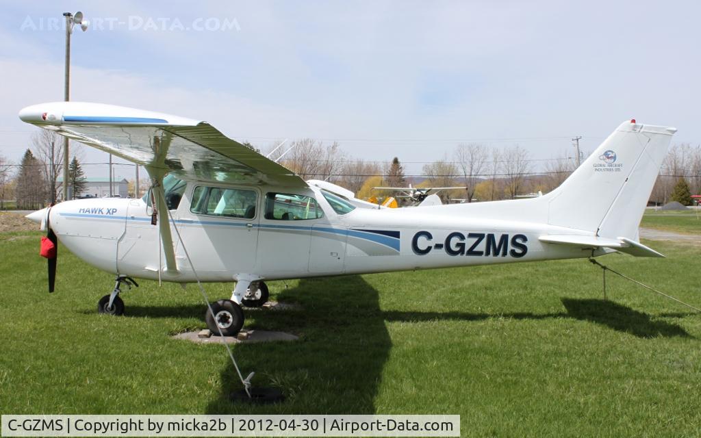 C-GZMS, 1977 Cessna R172K Hawk XP C/N R1722722, Parked