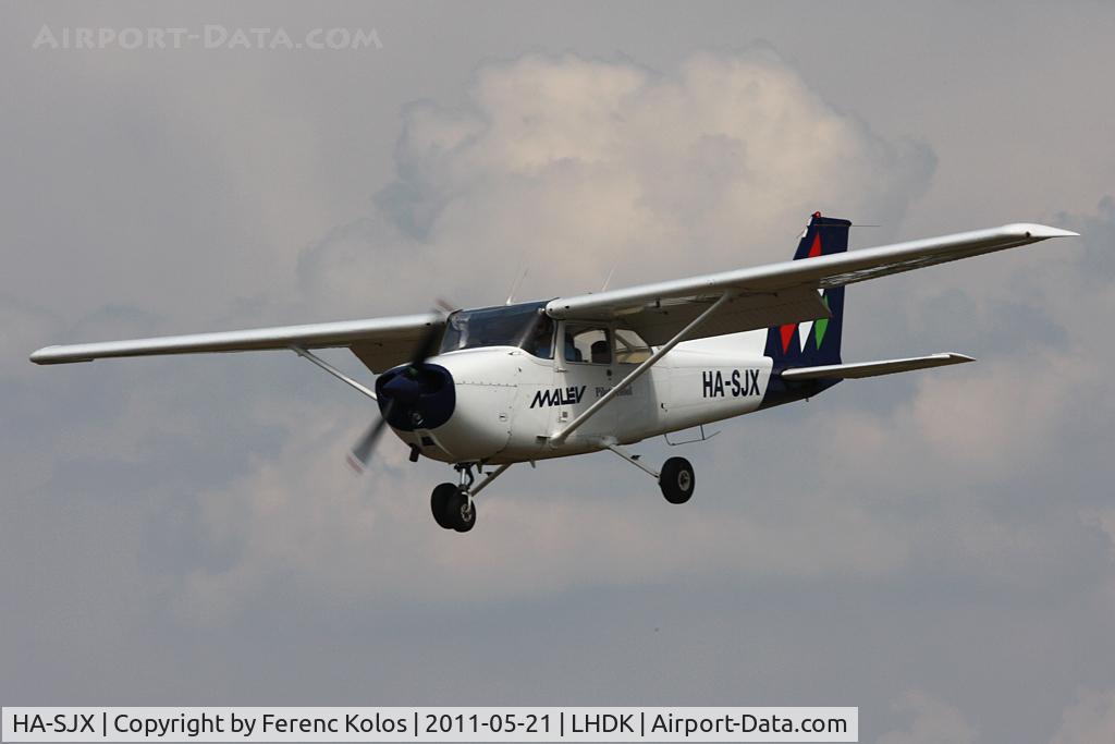 HA-SJX, 1978 Cessna 172N C/N 17270653, Dunakeszi