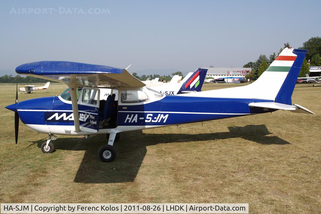 HA-SJM, Cessna 172M C/N 17261908, Dunakeszi