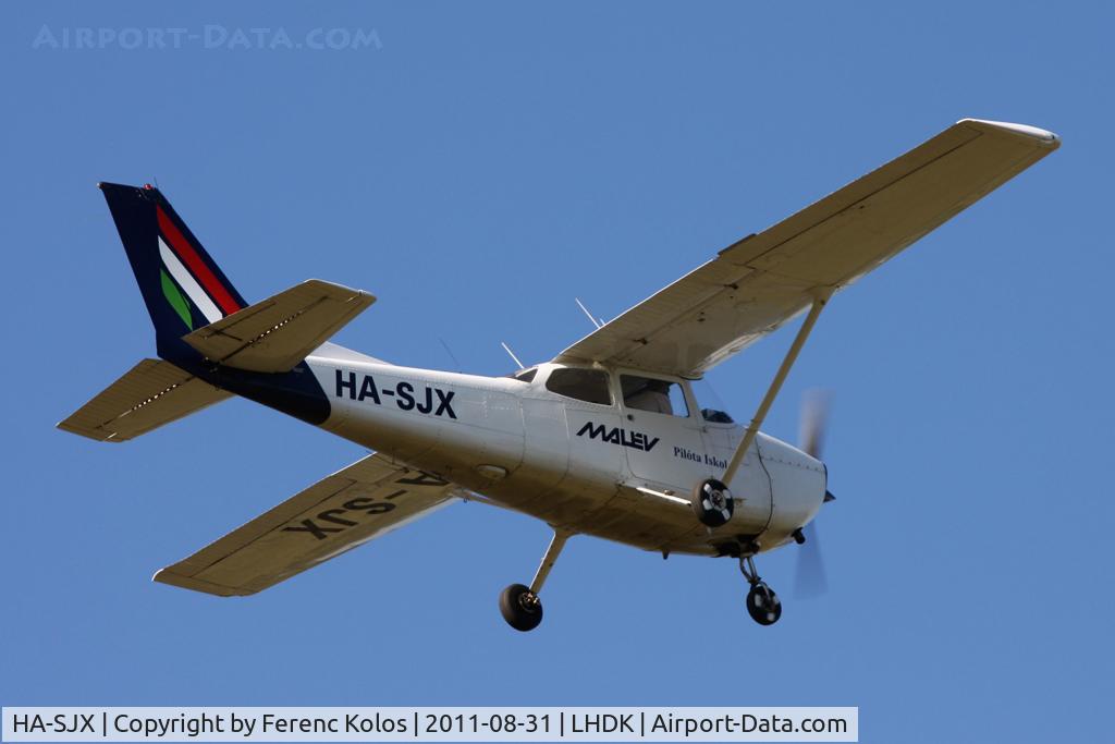 HA-SJX, 1978 Cessna 172N C/N 17270653, Dunakeszi