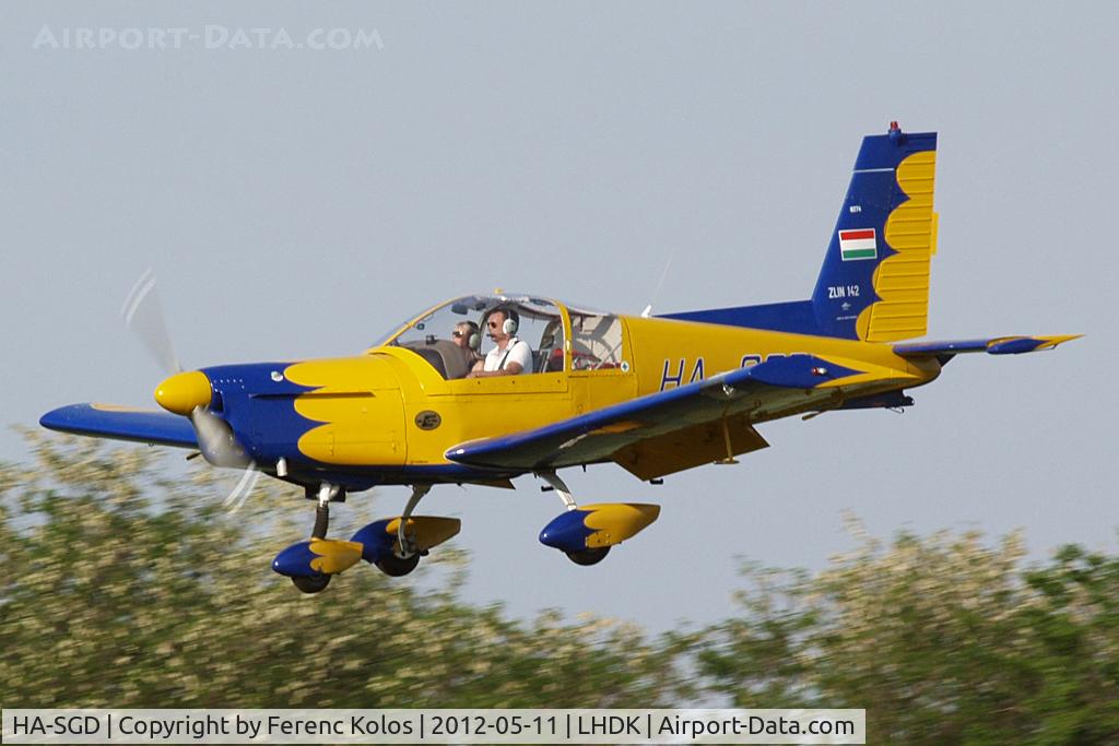 HA-SGD, 1982 Zlin Z-142 C/N 0274, Dunakeszi