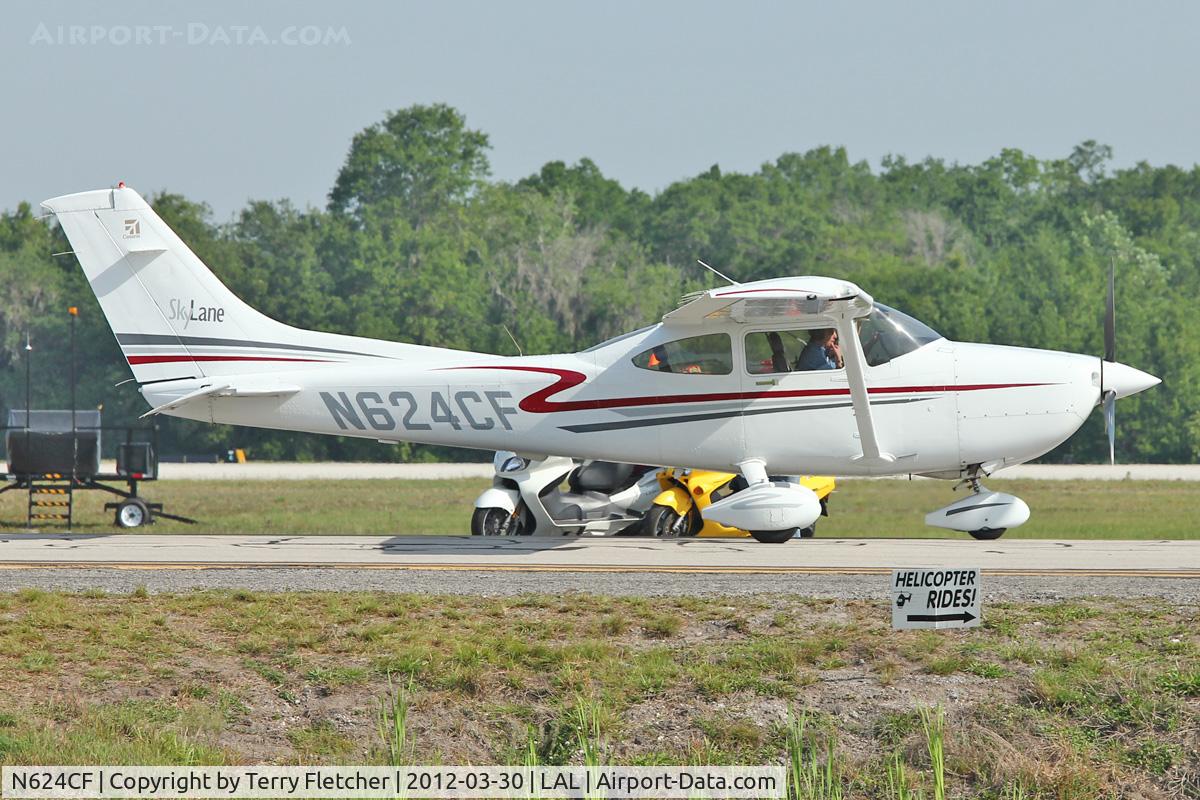 N624CF, Cessna 182T Skylane C/N 18281059, At 2012 Sun N Fun