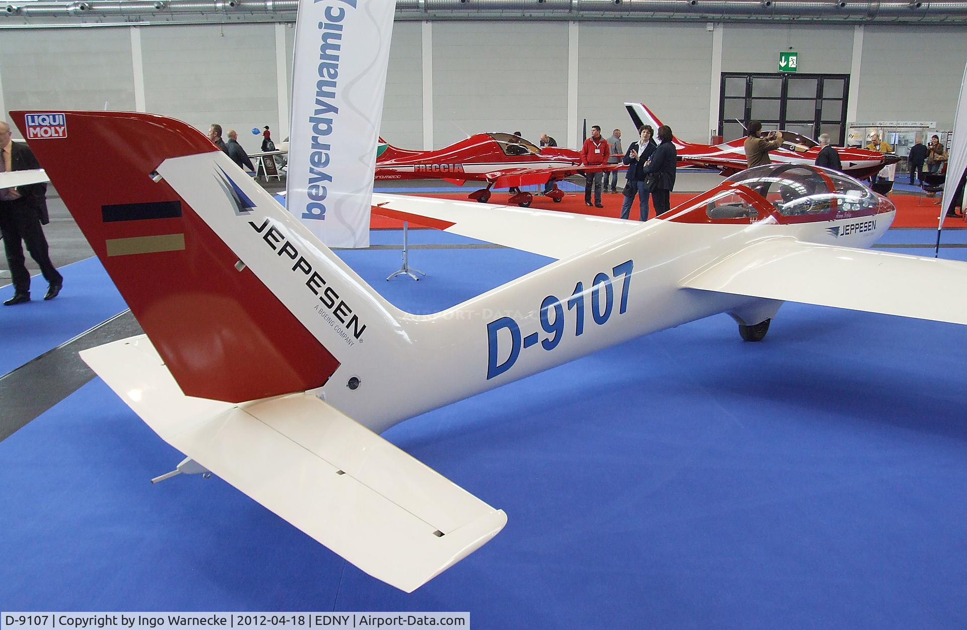 D-9107, Marganski MDM-1 Fox C/N 229, Marganski MDM-1 Fox at the AERO 2012, Friedrichshafen