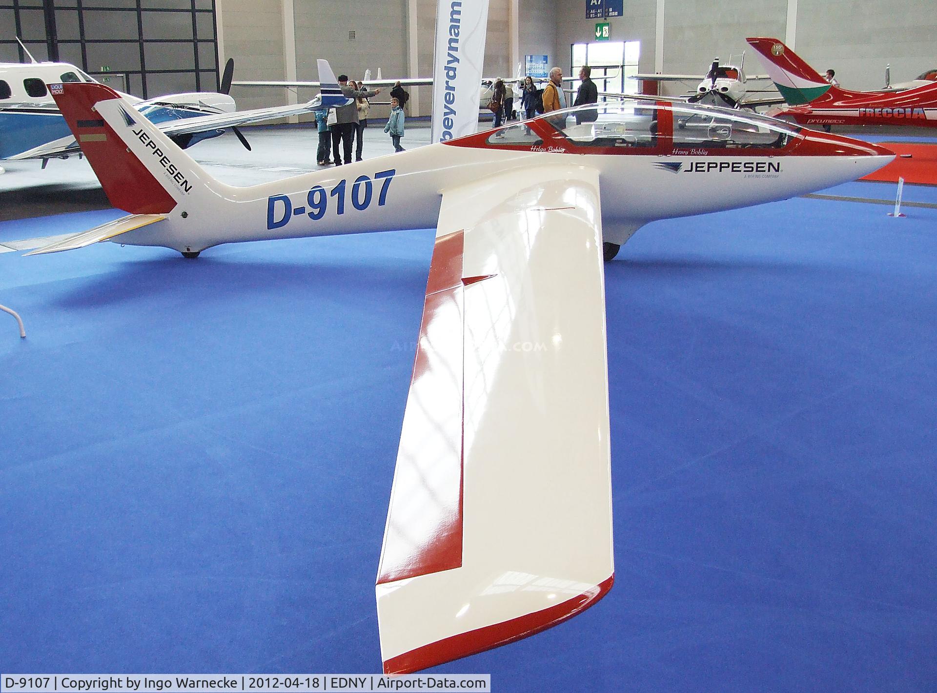 D-9107, Marganski MDM-1 Fox C/N 229, Marganski MDM-1 Fox at the AERO 2012, Friedrichshafen