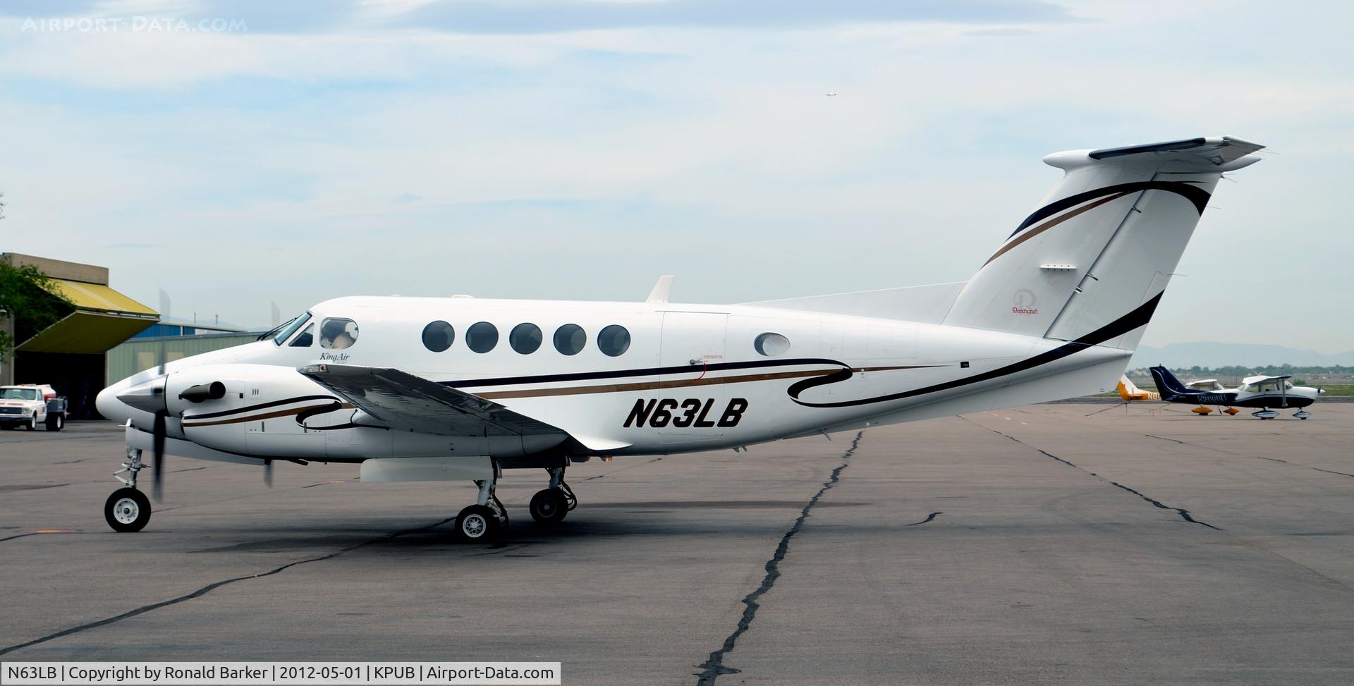 N63LB, 2004 Raytheon Aircraft Company B200 C/N BB-1894, Pueblo