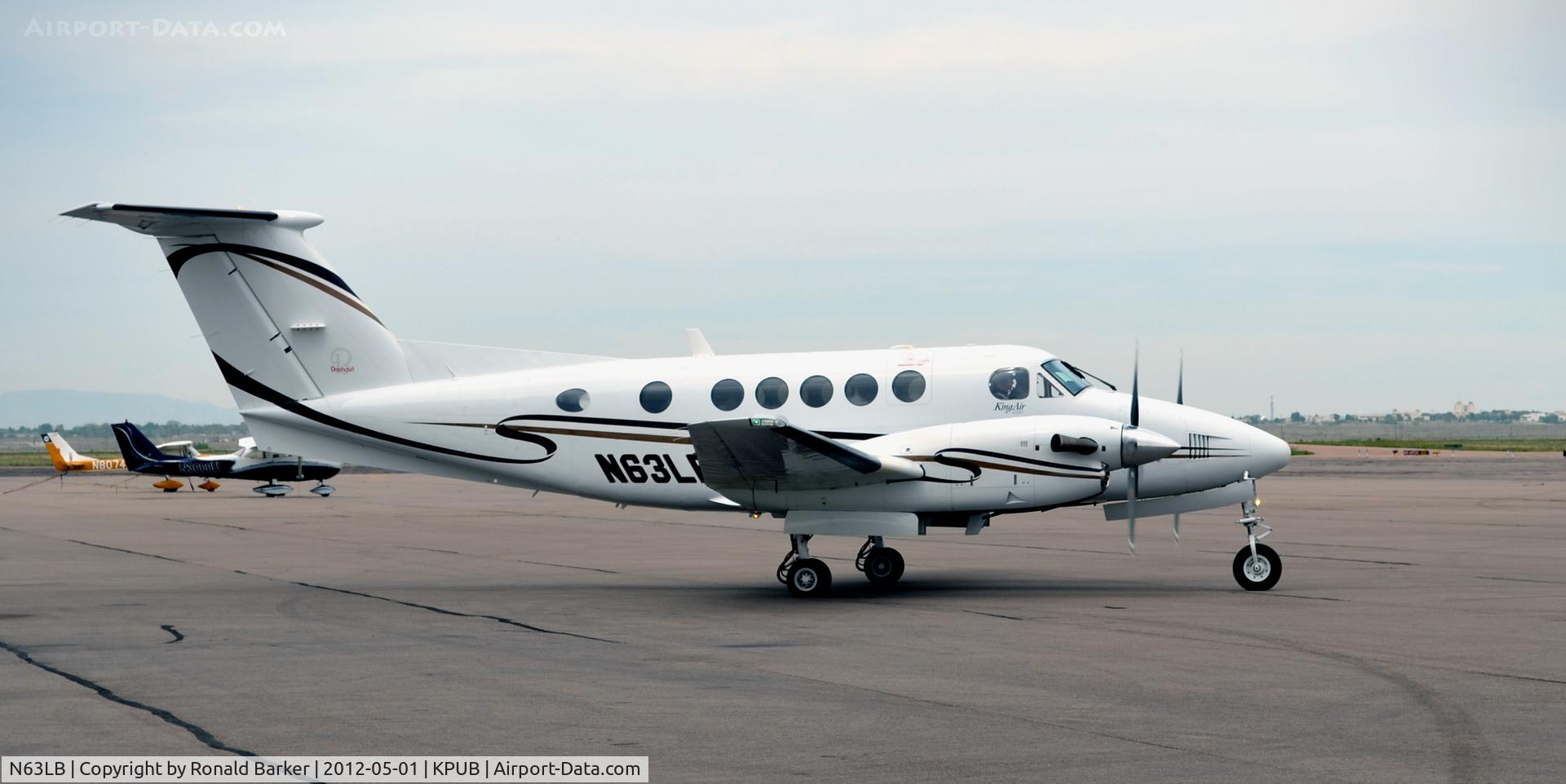 N63LB, 2004 Raytheon Aircraft Company B200 C/N BB-1894, Pueblo