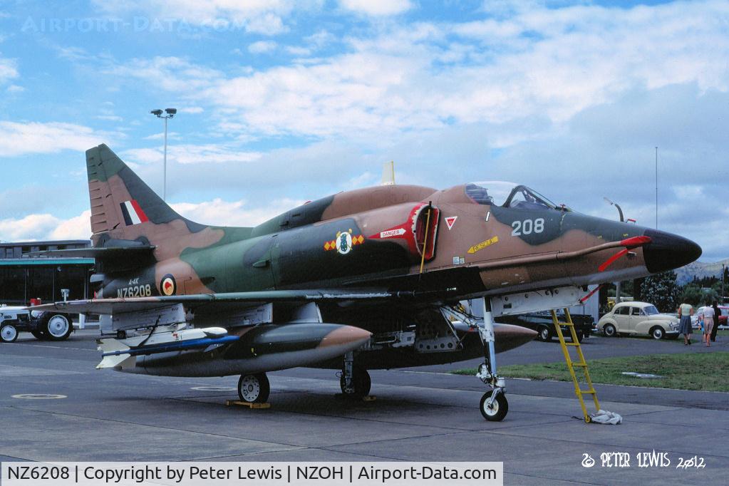 NZ6208, 1970 McDonnell Douglas A-4K Skyhawk C/N 14091, 75 Squadron, Ohakea