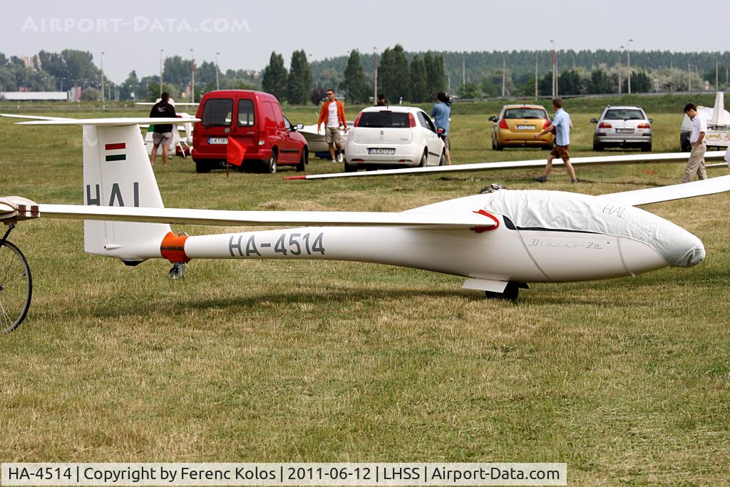 HA-4514, 2005 Schempp-Hirth Discus 2a C/N 215, Szandasz?ll?s