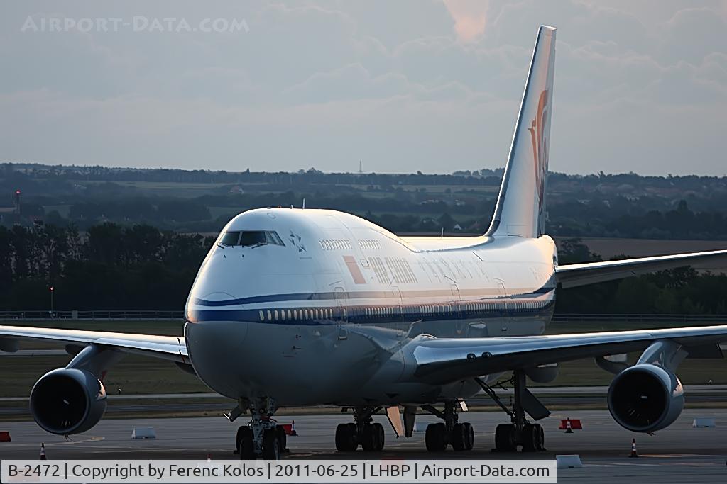 B-2472, 2000 Boeing 747-4J6 C/N 30158, Ferihegy