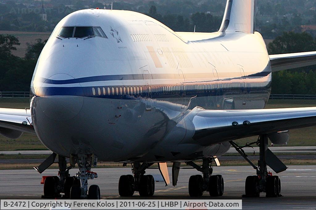 B-2472, 2000 Boeing 747-4J6 C/N 30158, Ferihegy
