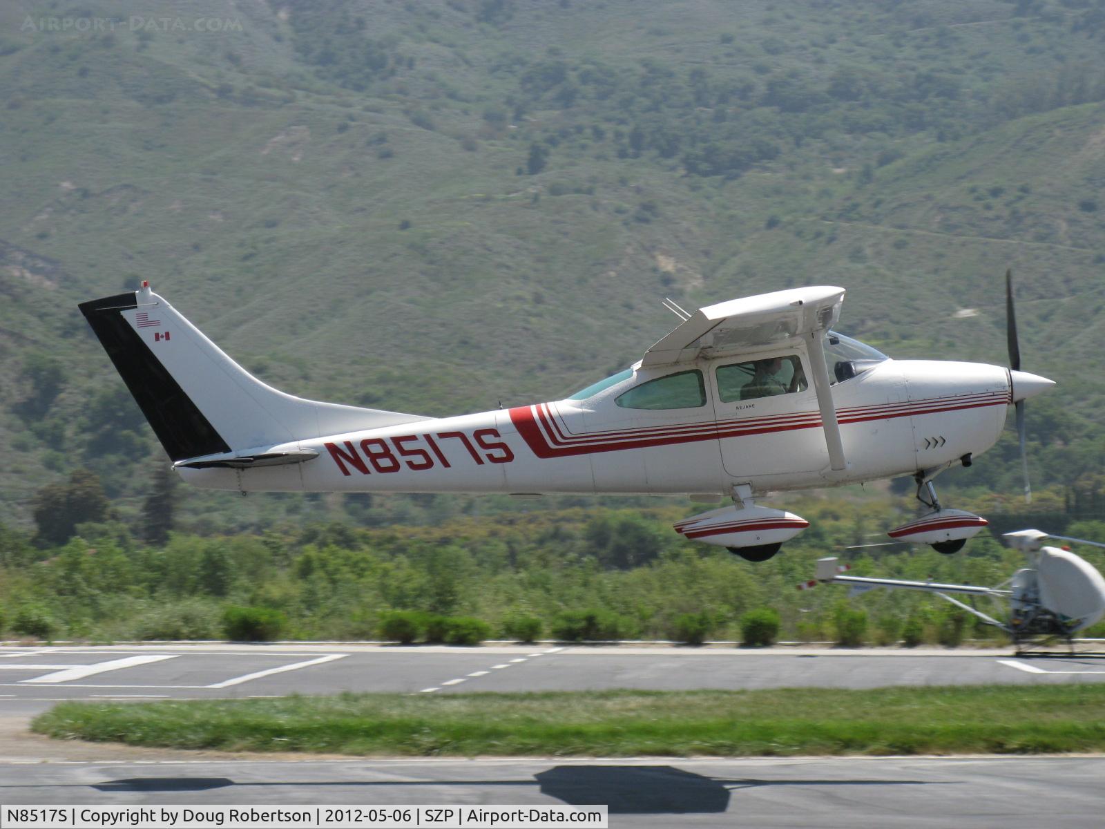 N8517S, 1965 Cessna 182H Skylane C/N 18256617, 1965 Cessna 182H SKYLANE, Continental O-470 230 Hp, takeoff climb Rwy 22