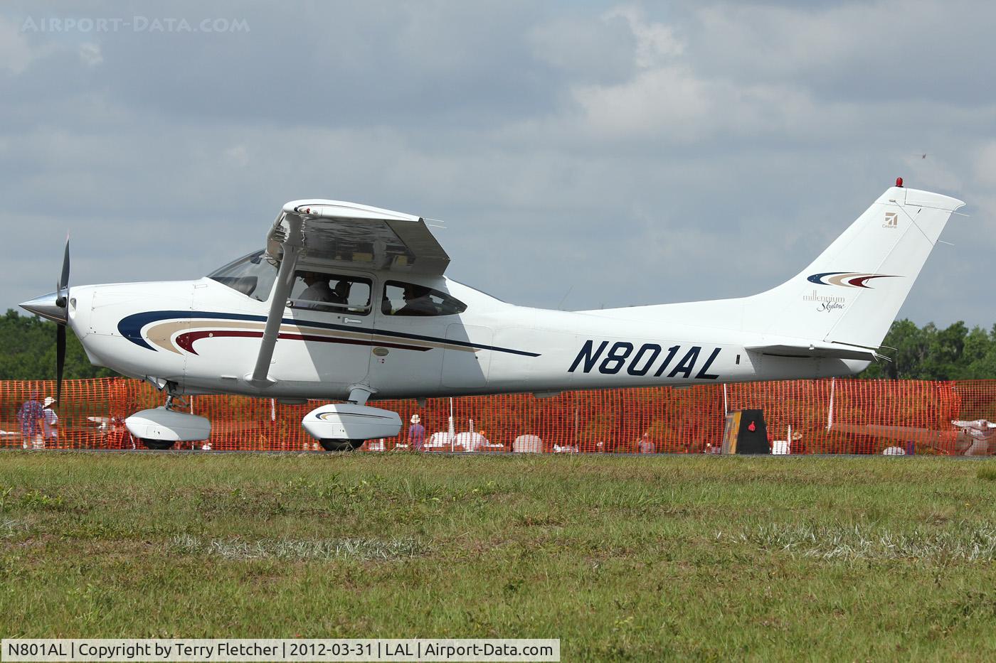 N801AL, 2000 Cessna 182S Skylane C/N 18280767, At 2012 Sun N Fun