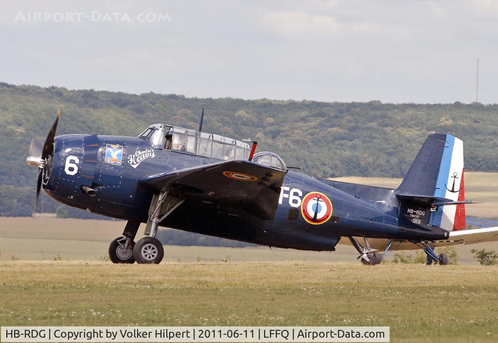 HB-RDG, 1945 Grumman TBM-3R Avenger C/N 3381, at La Ferté-Alais