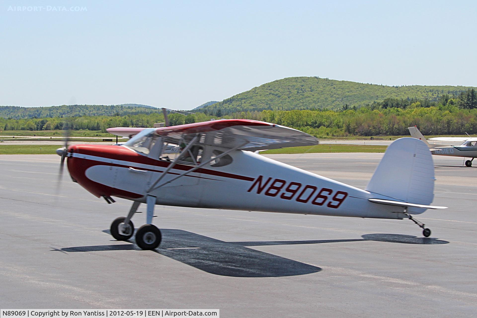 N89069, 1946 Cessna 140 C/N 8073, Taxiing to Green River Aviation at Dillant-Hopkins Airport, Keene, NH