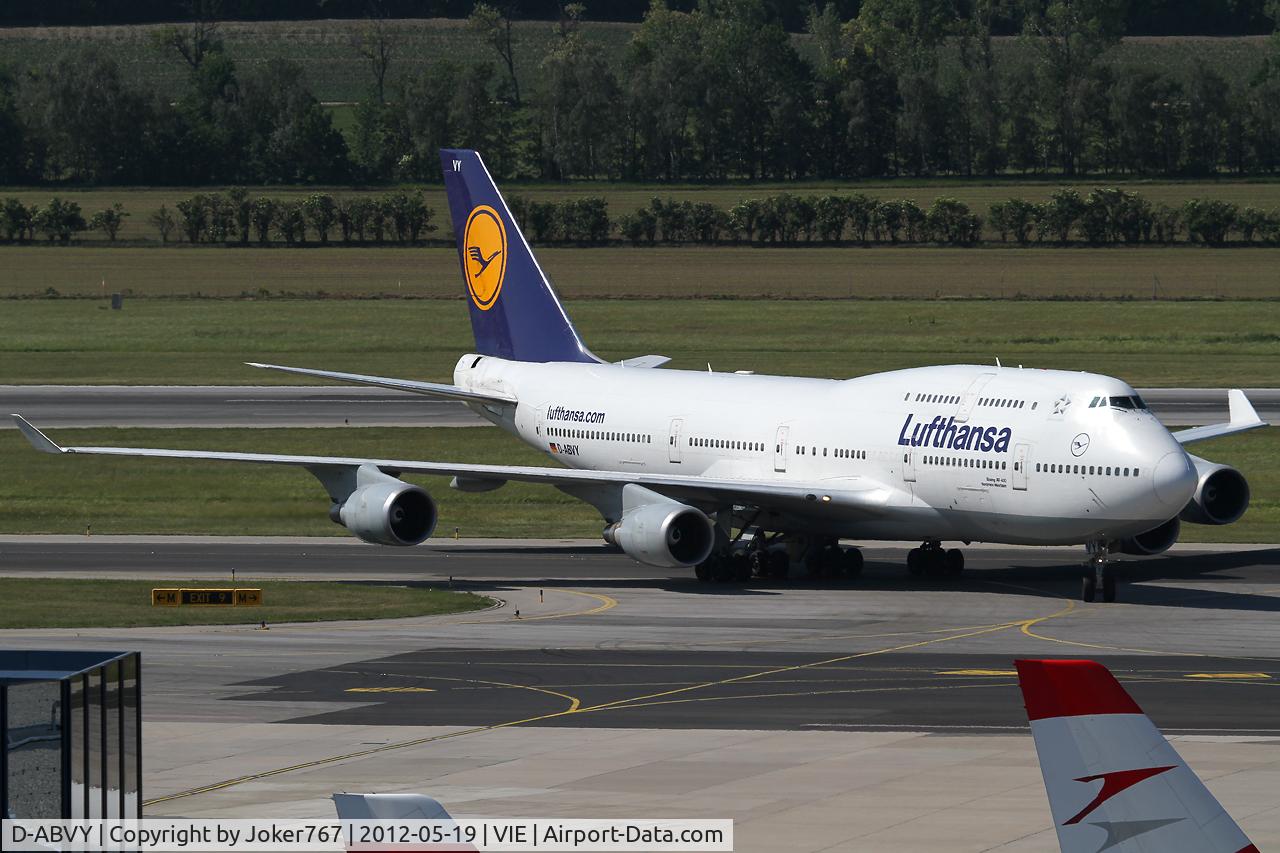 D-ABVY, 2000 Boeing 747-430 C/N 29869, Lufthansa