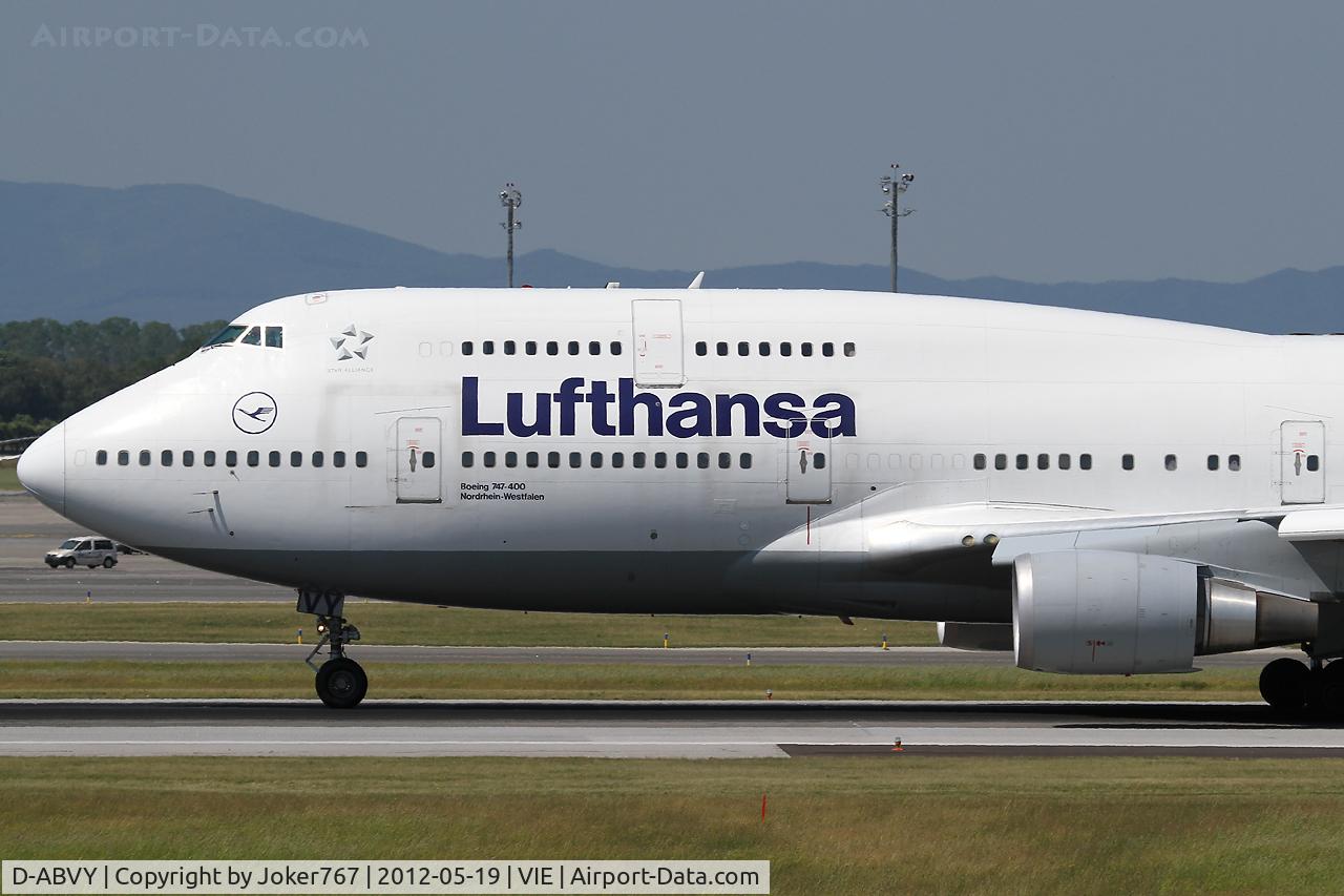 D-ABVY, 2000 Boeing 747-430 C/N 29869, Lufthansa