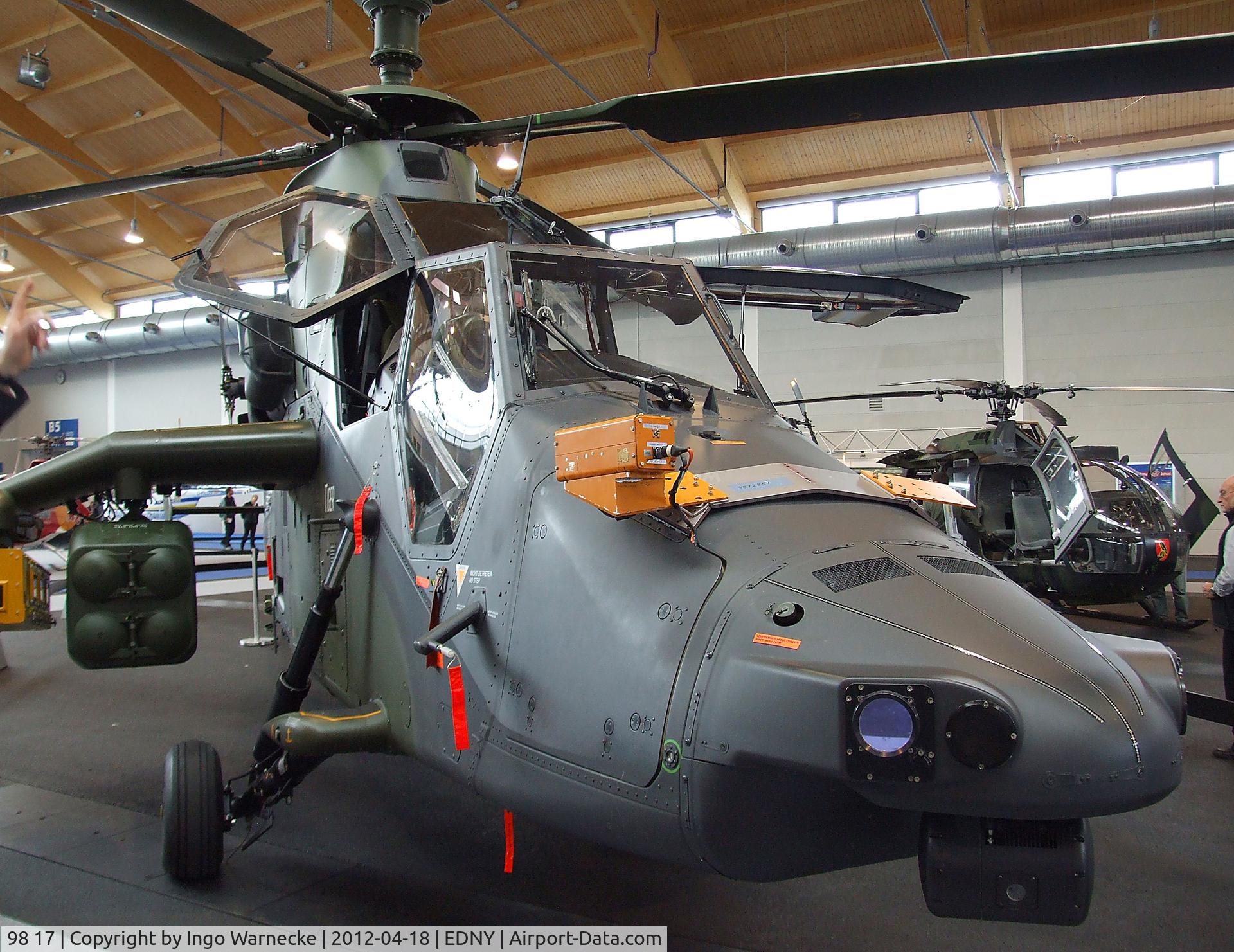 98 17, Eurocopter EC-665 Tiger UHT C/N 1013/UHT13, Eurocopter EC665 Tiger UHT of the German armed forces flight test establishment (Wehrtechnische Dienststelle 61) at the AERO 2012, Friedrichshafen